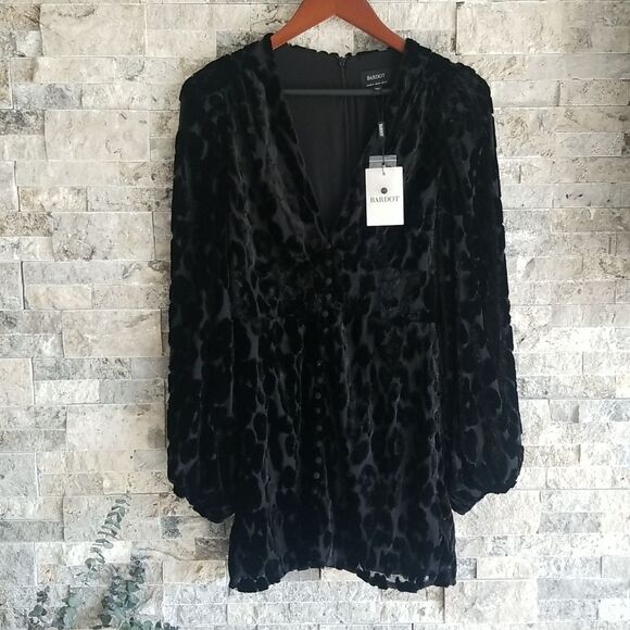 NWT Bardot Burnout Velvet Mini Dress - Picture 2 of 8